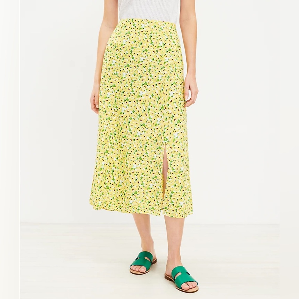 LOFT Floral Side Slit Midi Skirt - 0P (MORE LIKE 2) - NWT 💛🌻